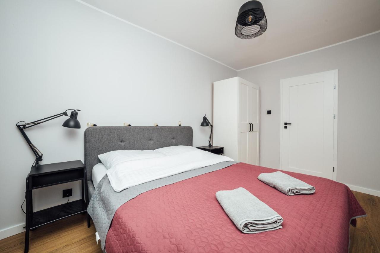 Pobookowane Chmielna Apartments Old Town Гданьск Экстерьер фото