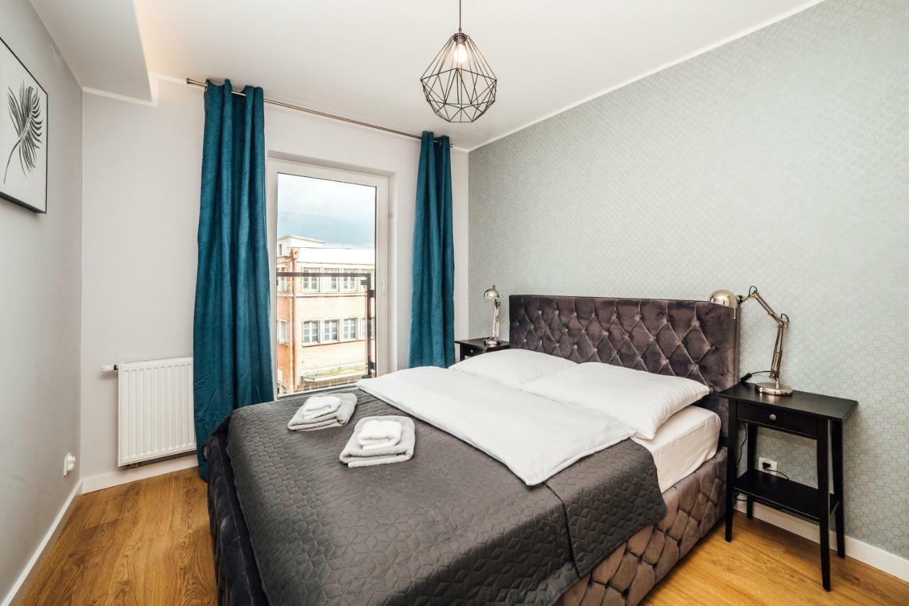 Pobookowane Chmielna Apartments Old Town Гданьск Экстерьер фото