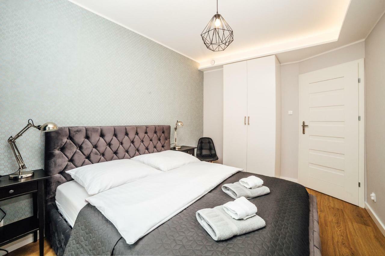 Pobookowane Chmielna Apartments Old Town Гданьск Экстерьер фото